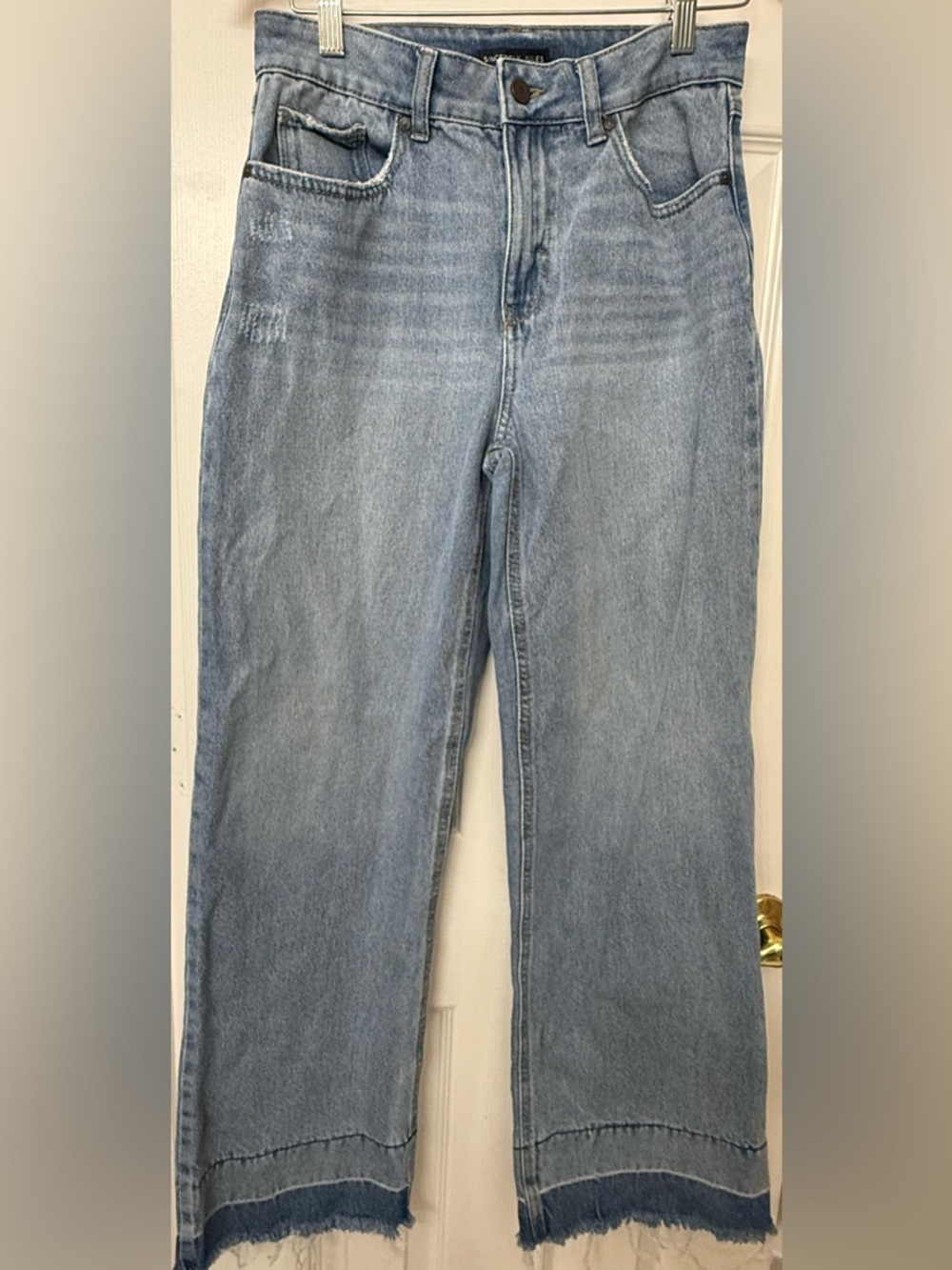 Sincerely Jules Light Blue High-Rise Wide Leg Jeans Size 5 With Frayed Hems.